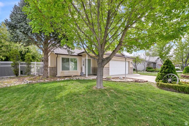 7422 S SHAY LN, South Weber, UT 84405