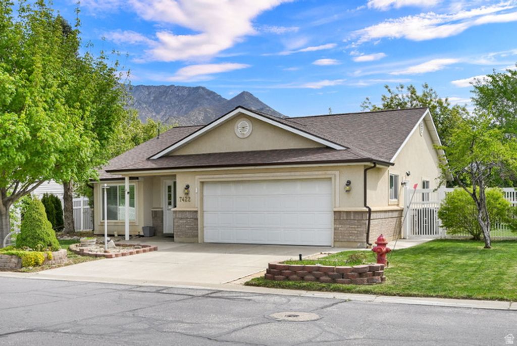 7422 S SHAY LN, South Weber, UT 84405
