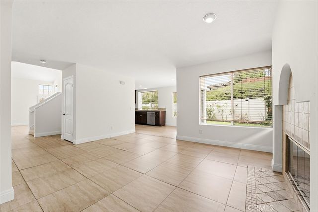 1621 San Almada Road, Corona, CA 92882