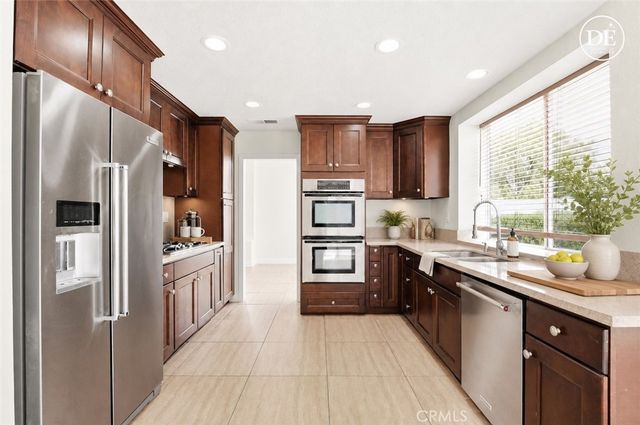 1621 San Almada Road, Corona, CA 92882