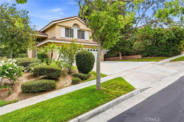 1621 San Almada Road, Corona, CA 92882