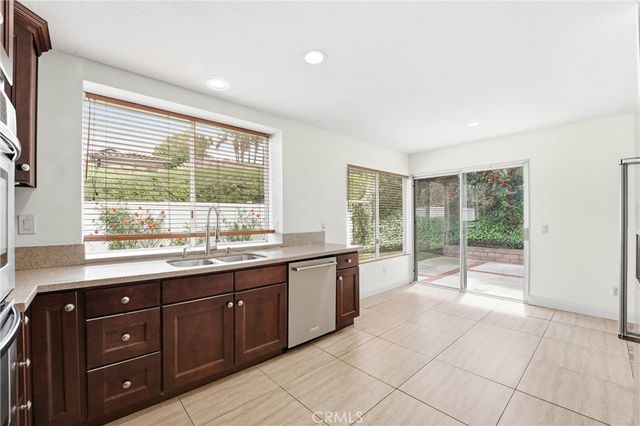 1621 San Almada Road, Corona, CA 92882