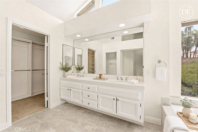 1621 San Almada Road, Corona, CA 92882