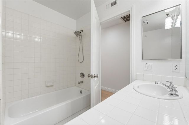 1621 San Almada Road, Corona, CA 92882
