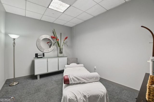 3338 Peachtree Road NE 702, Atlanta, GA 30326