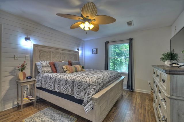 92 Cherry Lake Drive, Blue Ridge, GA 30513