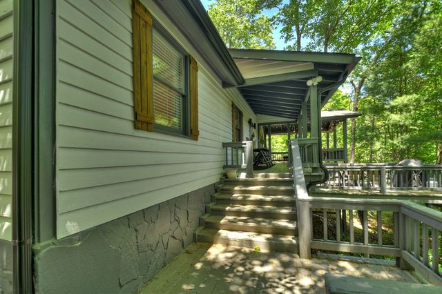 92 Cherry Lake Drive, Blue Ridge, GA 30513