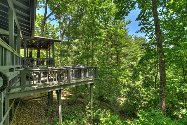 92 Cherry Lake Drive, Blue Ridge, GA 30513
