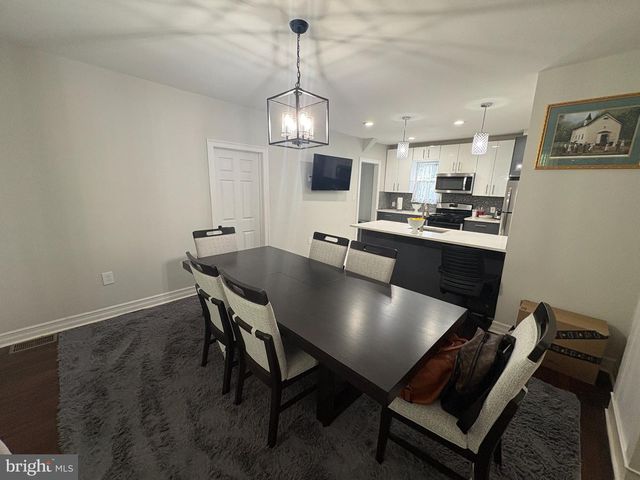 2711 QUAKERBRIDGE RD, Hamilton Township, NJ 08619