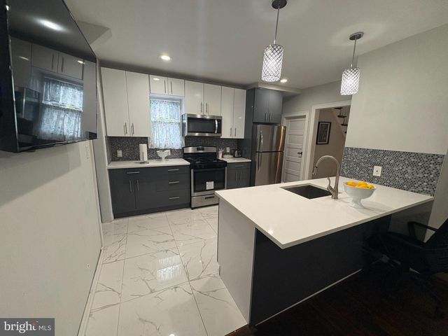 2711 QUAKERBRIDGE RD, Hamilton Township, NJ 08619