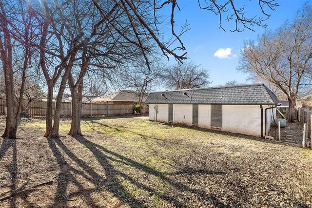 10404 Little Pond Drive, Oklahoma City, OK 73162