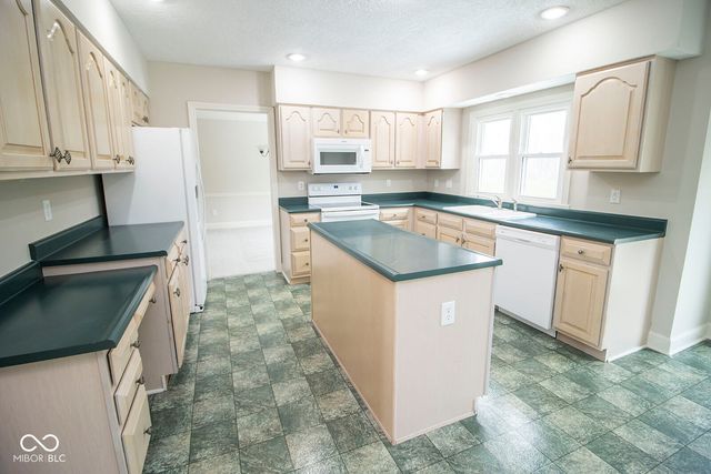 5200 Lake Point Drive, Carmel, IN 46033