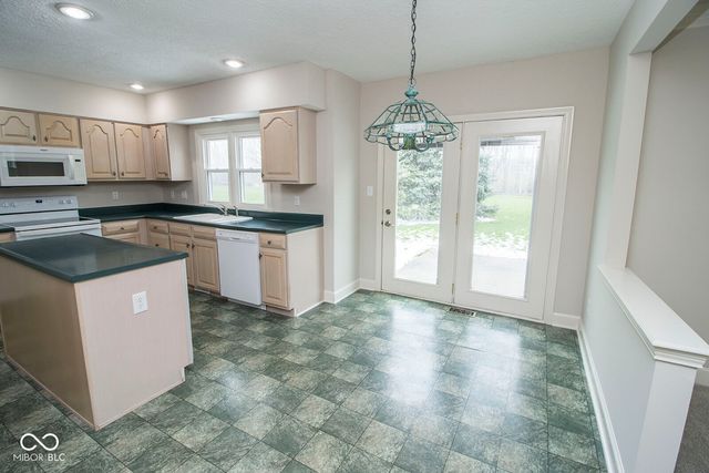 5200 Lake Point Drive, Carmel, IN 46033