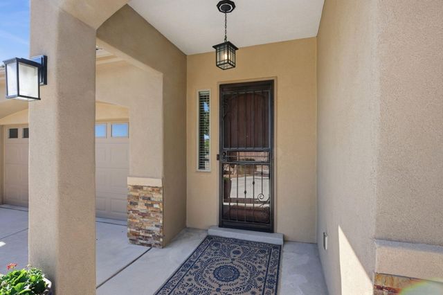 7200 Valle Jardin Lane NW, Albuquerque, NM 87114