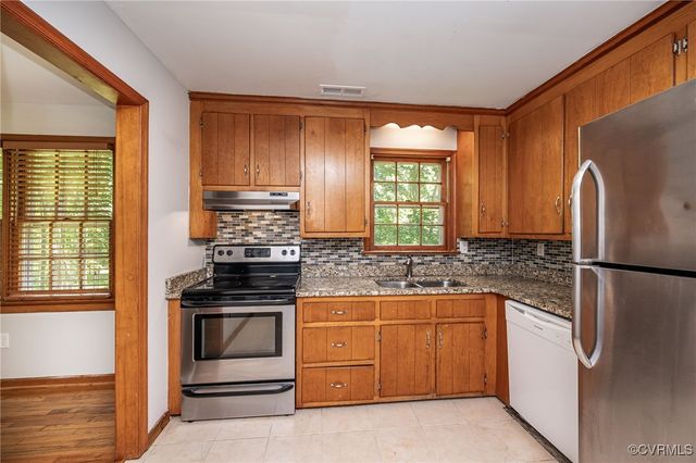 10216 Greglynn Rd, North Chesterfield, VA 23236