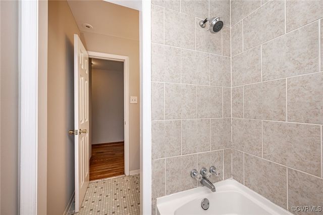 10216 Greglynn Rd, North Chesterfield, VA 23236