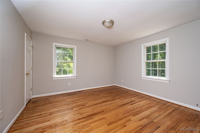 10216 Greglynn Rd, North Chesterfield, VA 23236