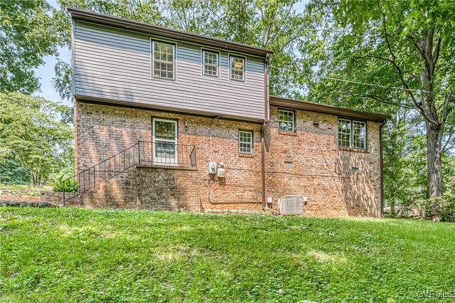 10216 Greglynn Rd, North Chesterfield, VA 23236