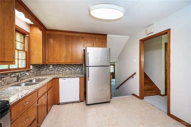 10216 Greglynn Rd, North Chesterfield, VA 23236