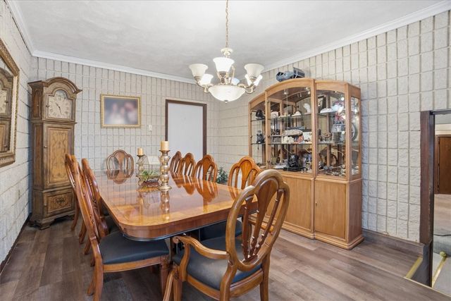 35 Elmdale Avenue, Johnston, RI 02919