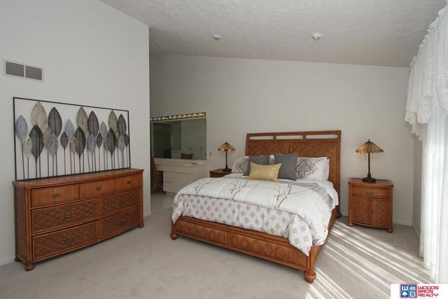 740 Lancashire Court, Lincoln, NE 68510