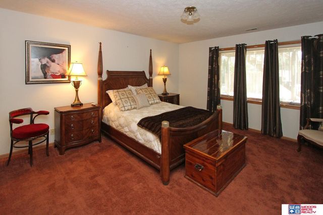 740 Lancashire Court, Lincoln, NE 68510