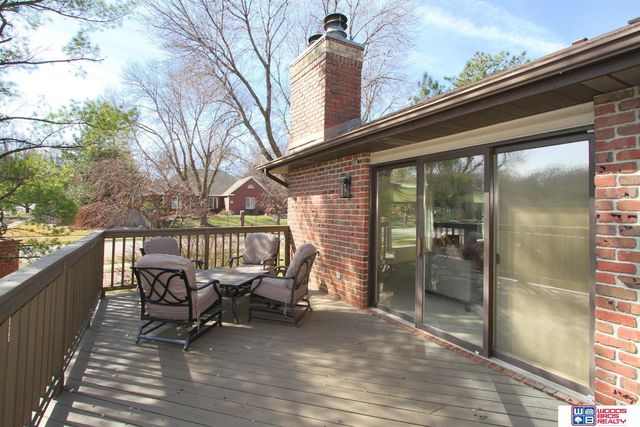 740 Lancashire Court, Lincoln, NE 68510