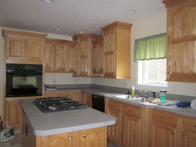 25261 44th Avenue, Mattawan, MI 49071