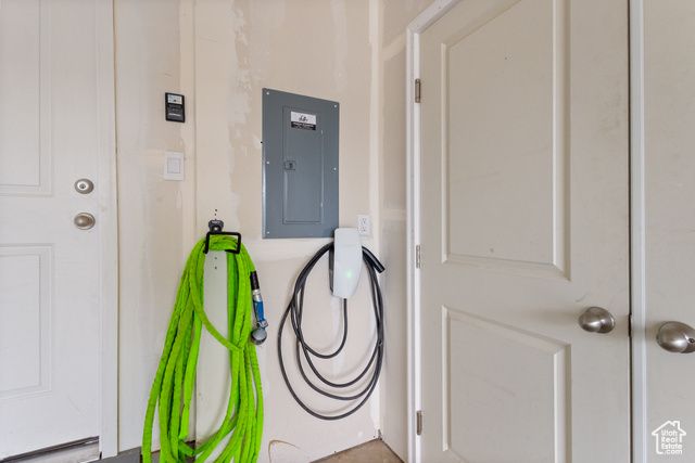 1092 E VESSEL CT, Saratoga Springs, UT 84045