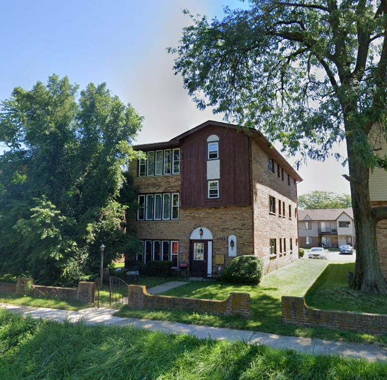 17313 Lathrop Avenue 3, Hazel Crest, IL 60429