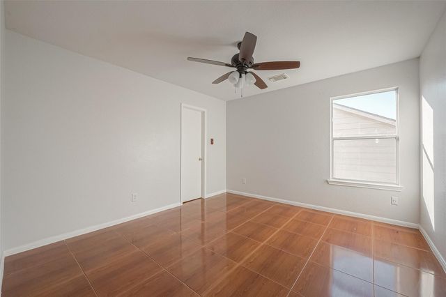 9407 Demsey Mill Drive, Sugar Land, TX 77498