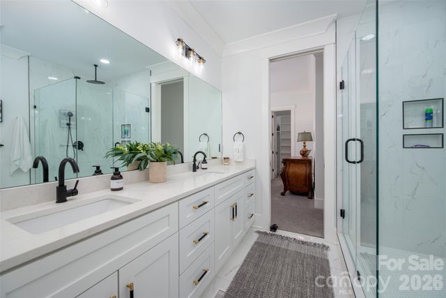 10035 Whispering Falls Avenue, Charlotte, NC 28227
