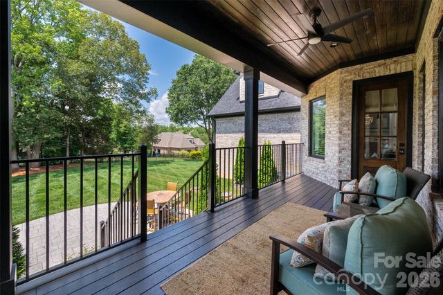 10035 Whispering Falls Avenue, Charlotte, NC 28227