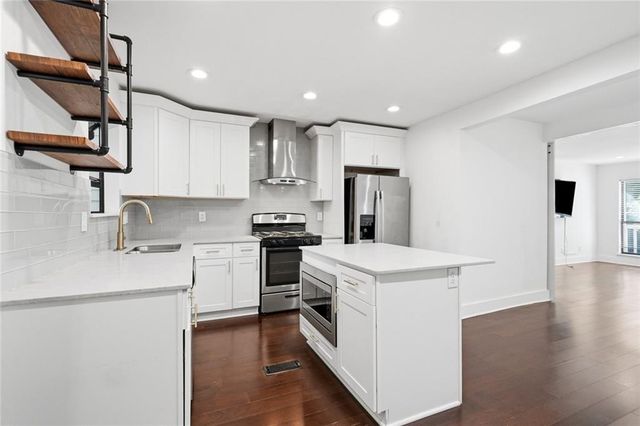 2226 Spring Walk Court, Atlanta, GA 30341