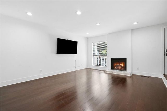 2226 Spring Walk Court, Atlanta, GA 30341