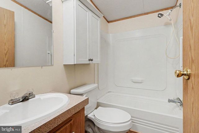 73 S ELMER AVE, Halifax, PA 17032