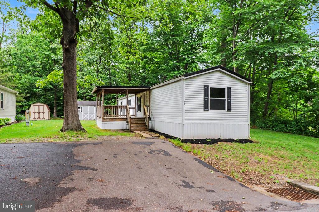 73 S ELMER AVE, Halifax, PA 17032