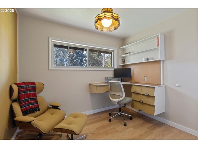 12523 Ne HASSALO St, Portland, OR 97230