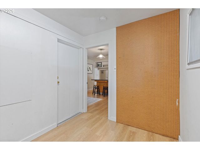 12523 Ne HASSALO St, Portland, OR 97230