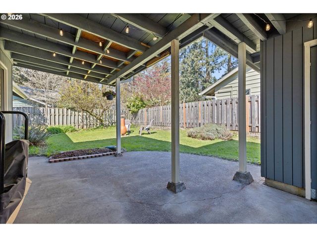 12523 Ne HASSALO St, Portland, OR 97230