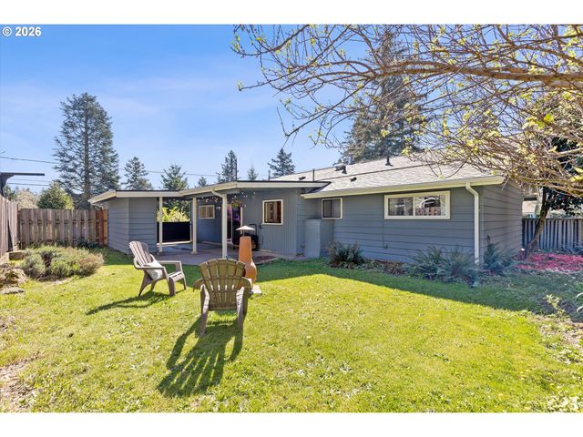 12523 Ne HASSALO St, Portland, OR 97230