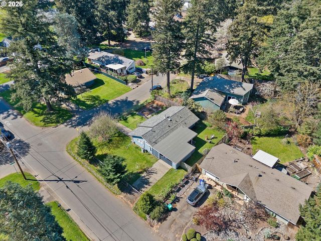 12523 Ne HASSALO St, Portland, OR 97230