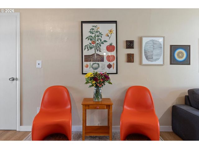 12523 Ne HASSALO St, Portland, OR 97230