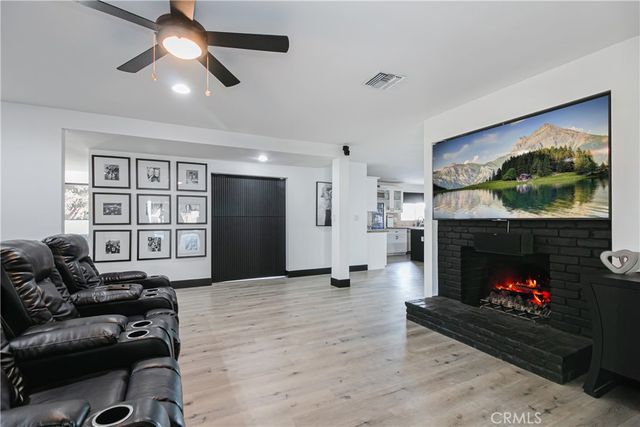 19501 Vintage Street, Northridge, CA 91324