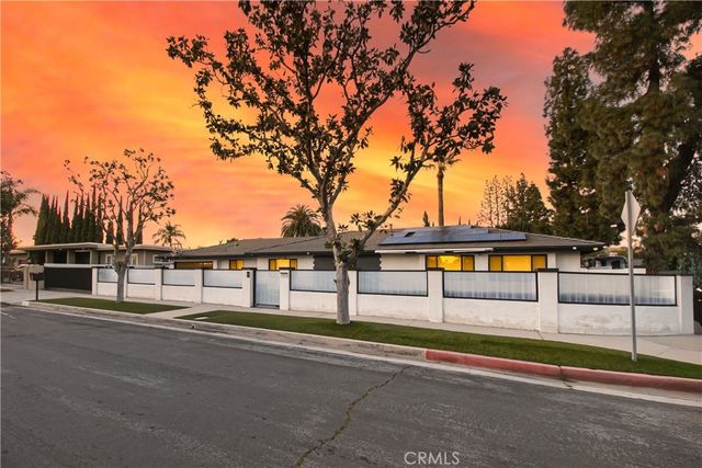 19501 Vintage Street, Northridge, CA 91324