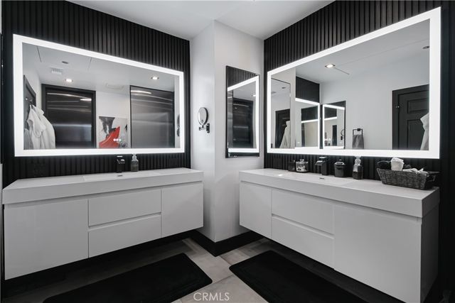 19501 Vintage Street, Northridge, CA 91324