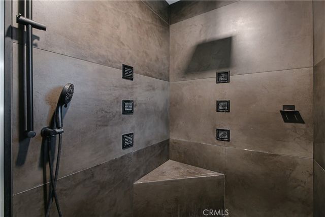 19501 Vintage Street, Northridge, CA 91324