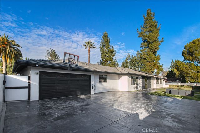 19501 Vintage Street, Northridge, CA 91324