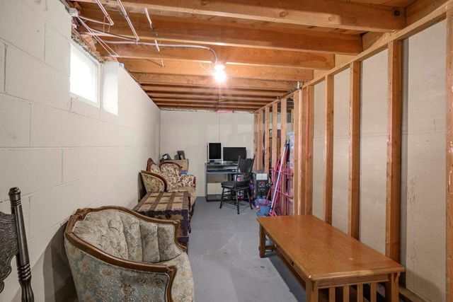 7208 Florida Avenue N, Brooklyn Park, MN 55428