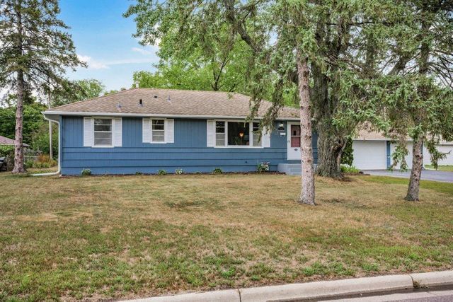 7208 Florida Avenue N, Brooklyn Park, MN 55428